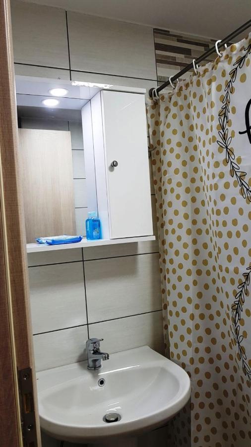 Fyllou Apartment อัสโปรวาลตา ภายนอก รูปภาพ